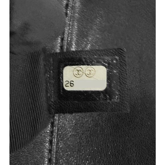 CHANEL Black Chevron Double Flap Crossbody Bag A-A25429 - Picture 9 of 10